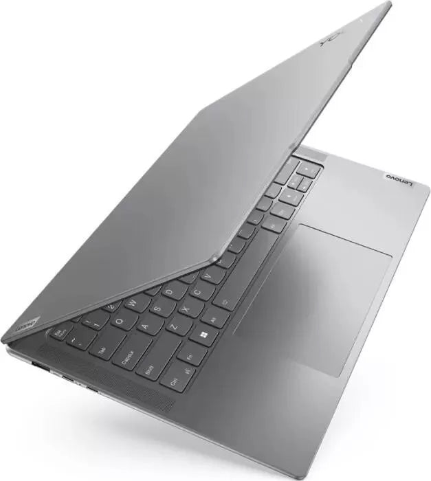 Lenovo Yoga Pro 7 14IMH9 – Tastatur und Touchpad Detailansicht