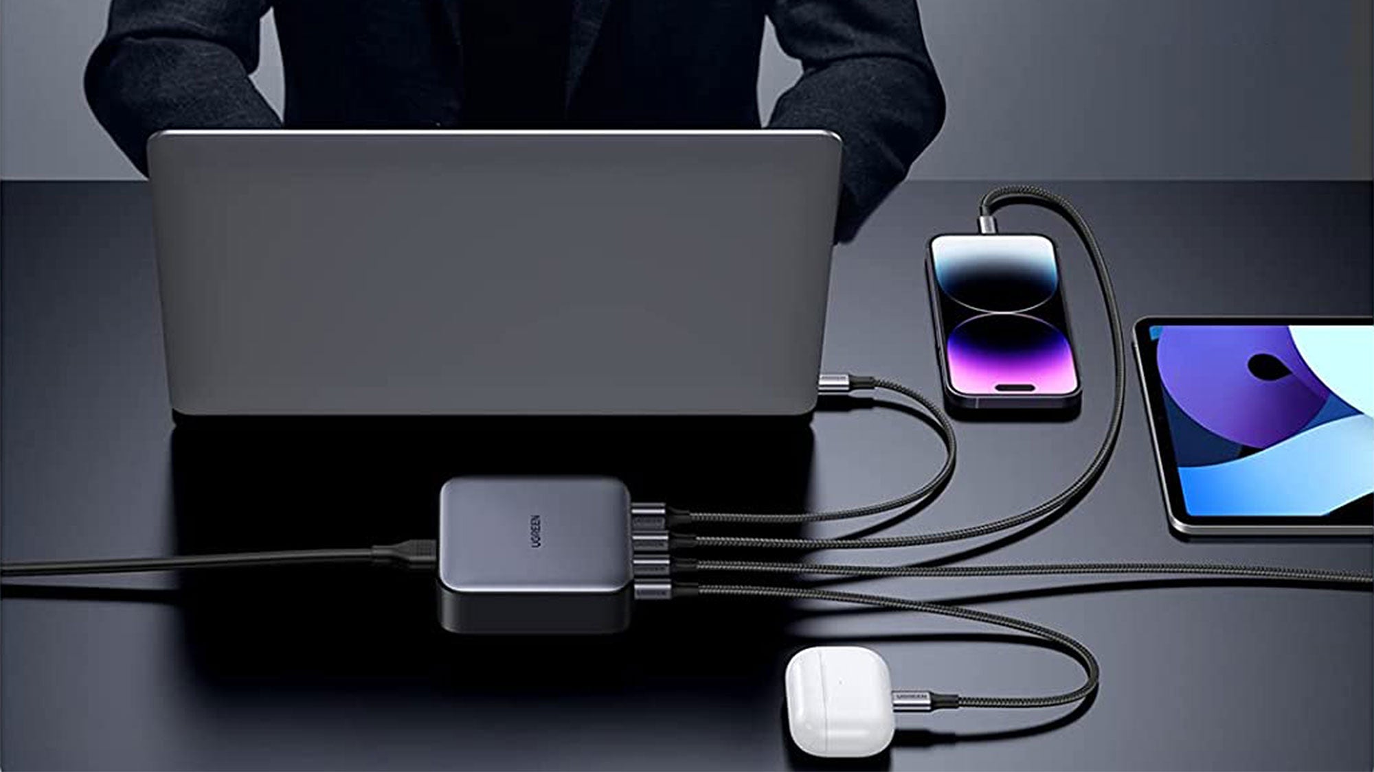 UGREEN Nexode 100W USB-C Ladegerät aktuell für 35,99 € statt 59,99 € – kompaktes GaN-Netzteil mit 4 Ports