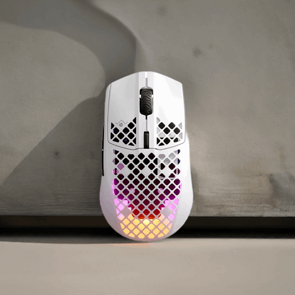 SteelSeries Aerox 3 Wireless - RGB Gaming-Mouse - Federleichtes Design - TrueMove Air-Sensor mit 18.000 DPI - Snow
