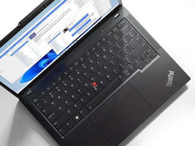 Lenovo ThinkPad X13 G4 13,3" WUXGA Ryzen 5 Pro 7540U 32GB RAM 512GB SSD W11H QWERTZ