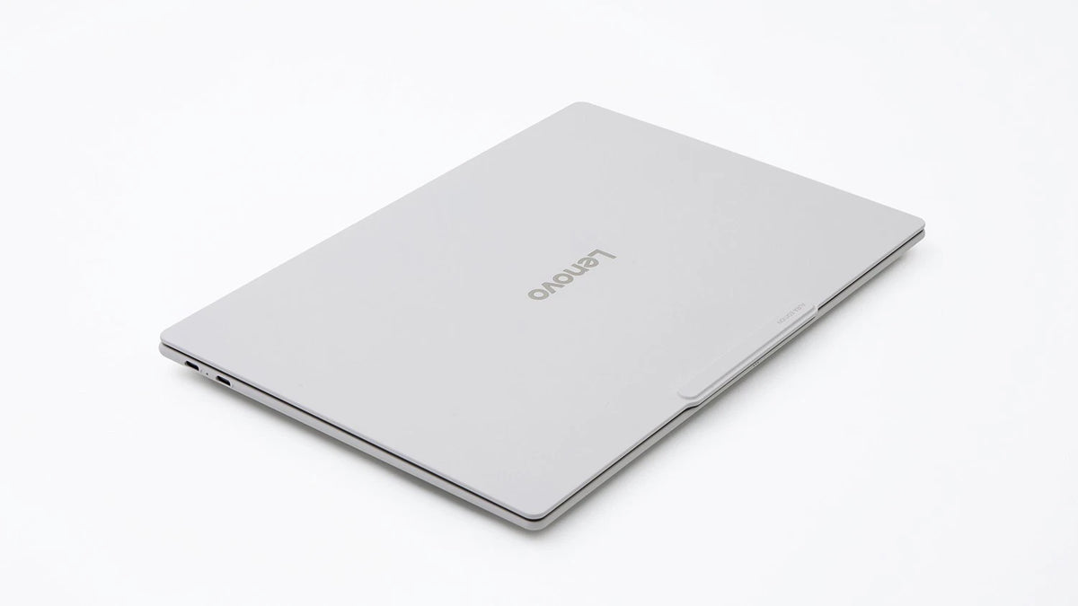 Lenovo Yoga Slim 7i Ultra 14IPH11 - 14" 3K OLED Multitouch - Intel Core Ultra 325 - 32GB RAM 1TB SSD - W11Pro
